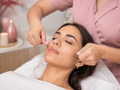 Depilación de labio superior con hilo